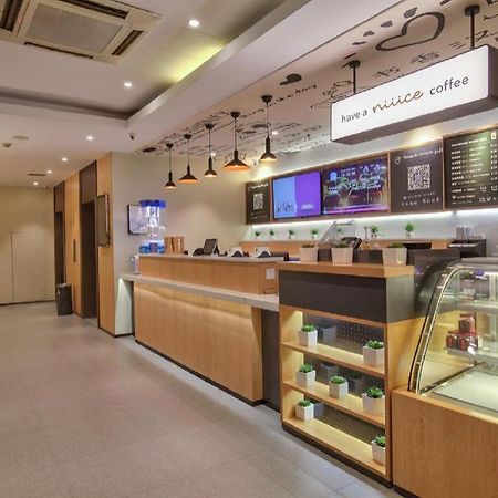 Hanting Hotel Ningbo Tian Yi Square Newbranch Extérieur photo